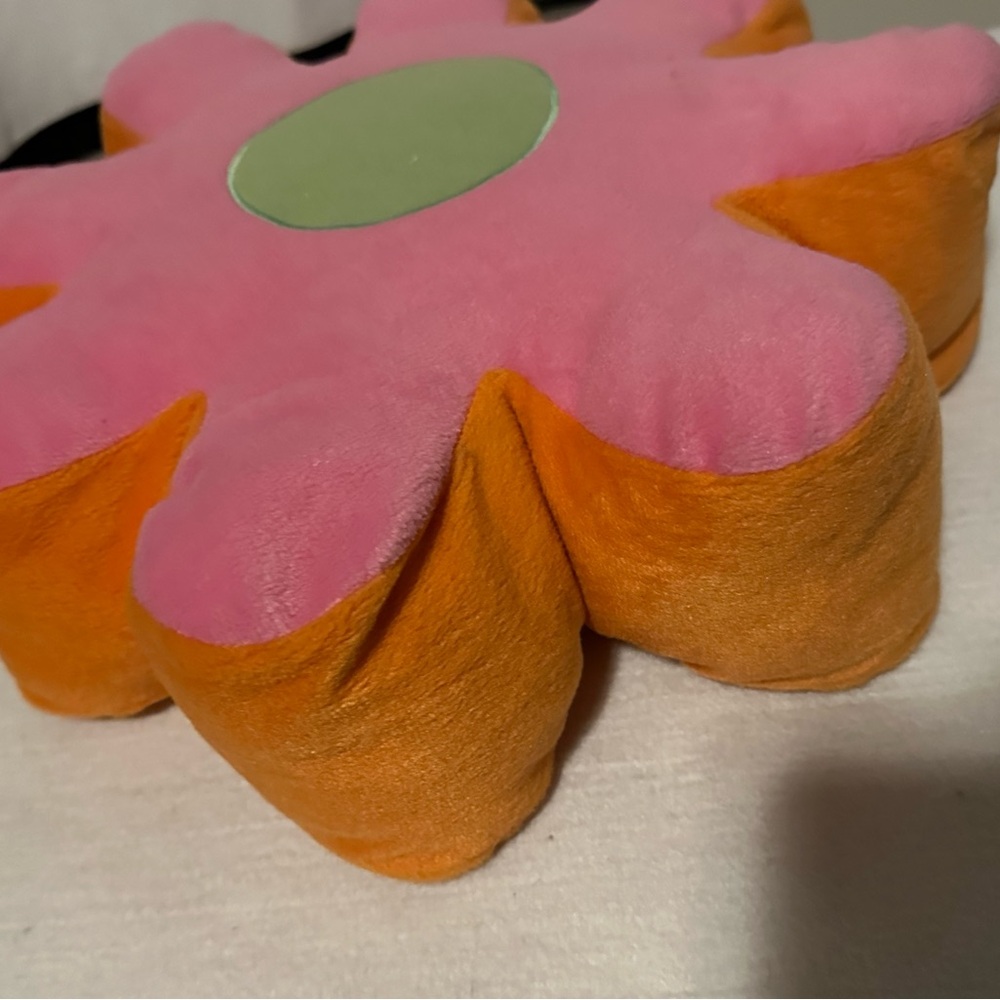 Colorful Flower-Shaped Pillow - Picture 3 of 3